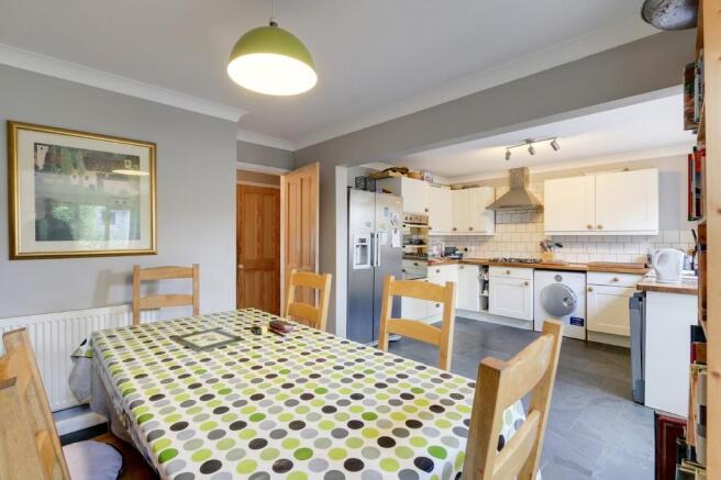 Kitchen/dining ro...