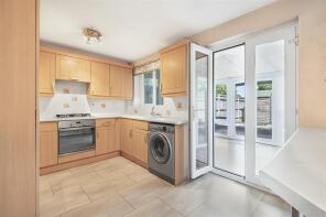 10, The Willows, Caversham, Reading RG4 8BD