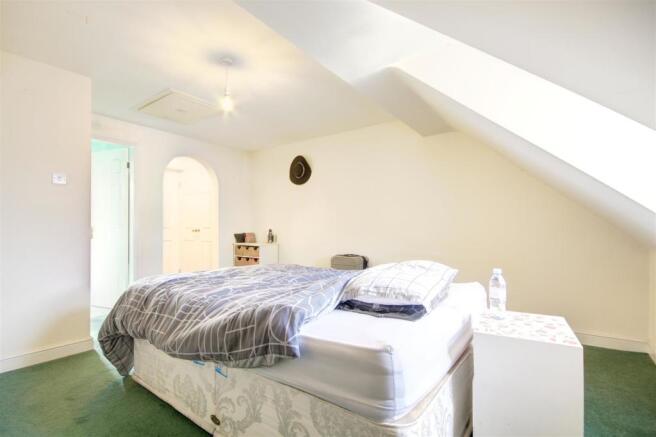 Bedroom One.jpg