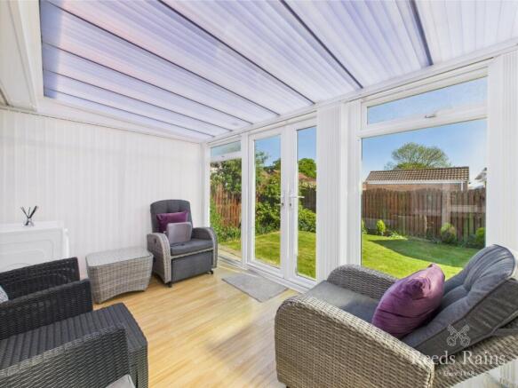 3 bed Bungalow for sale Image 8