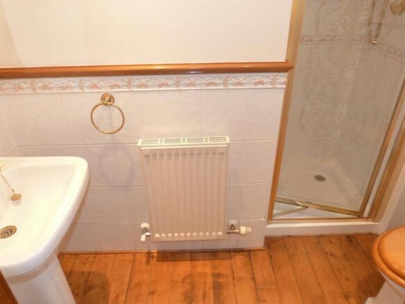 EN SUITE 