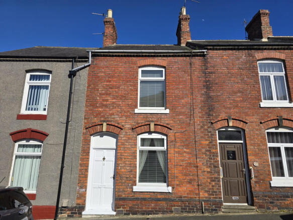 2 bed terraced house to rent Bishop Street, Bisho
