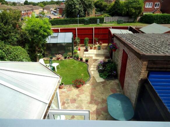 Photo 12
