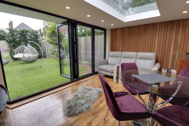 Garden Room/Bar