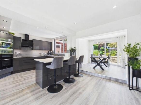 Open-Plan Kitchen/Living