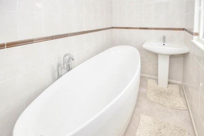 En-Suite Bathroom