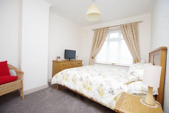 bed 1