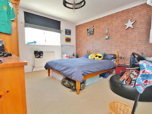 Photo 9