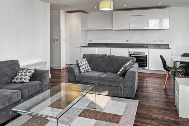 Broadway - Flat Overview