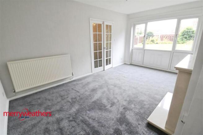 3 bed Terraced to rent Image 6