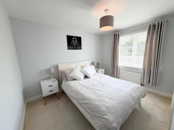 2 bed Apartment for sale Image 7
