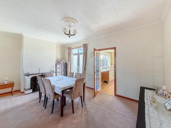 3 bed Terraced for sale Image 4