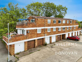 4, Mariskals, Basildon SS13 3EH