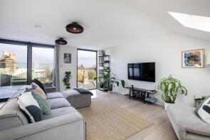 54c, Denman Road, London SE15 5NR