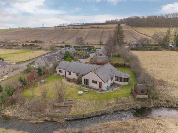 Maryfield Farm Bungalow Bridgefoot (1).JPG