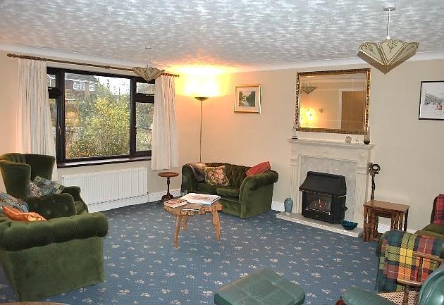 SITTING ROOM
