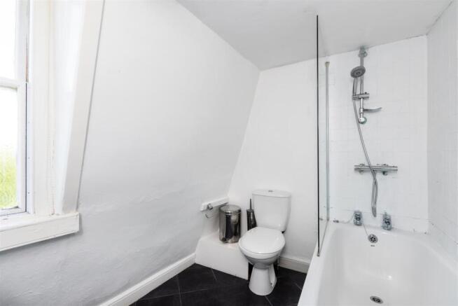Top Floor Flat, 6 Bathwick Street-12.jpg