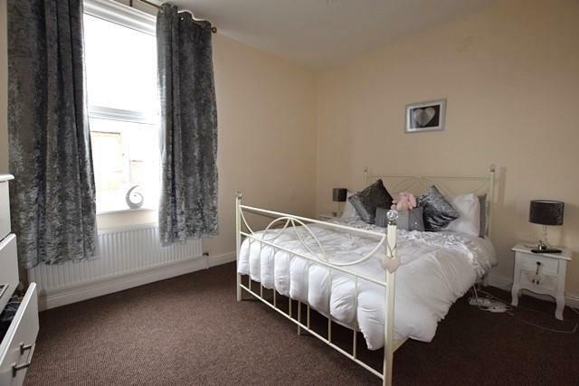 Bedroom.JPG