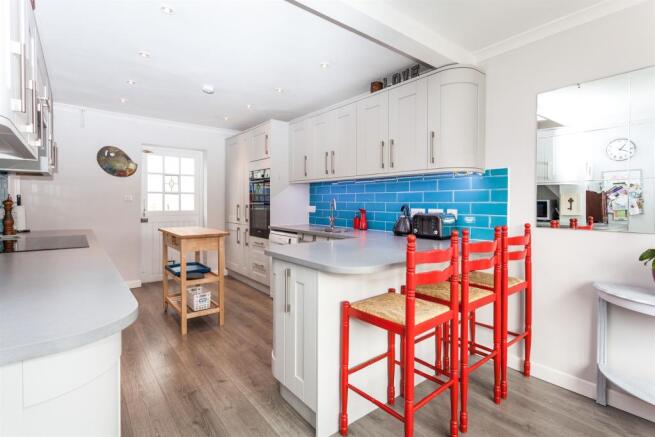 Kitchen / Breakfast Room