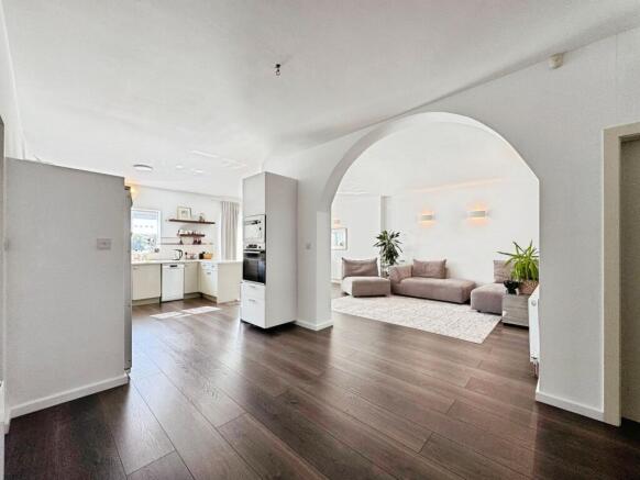 Lounge/kitchen/dining area