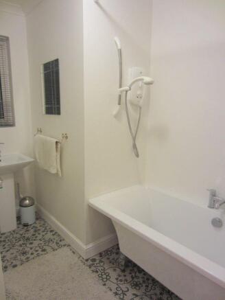 Photo 10