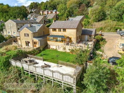 Woodmeadow Court, Mossley, OL5