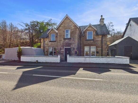 CAM03481G0-PR0095-STILL003