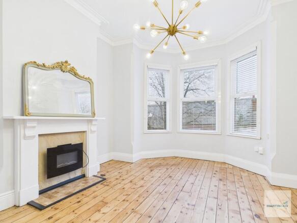 CAM03394G0-PR0433...