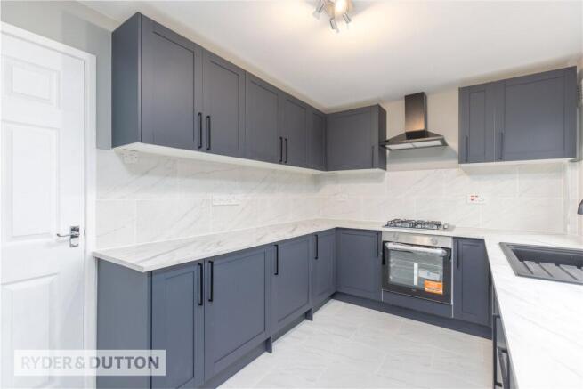 3 bed Semi-Detached for sale Image 5