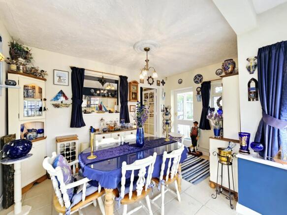 3 bed Detached for sale Image 8