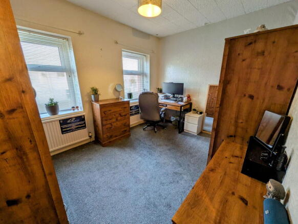 Photo 5