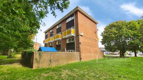 Bishopsfield Road, Fareham, Hampshire