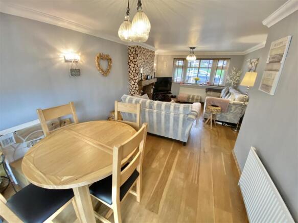 Lounge / Diner