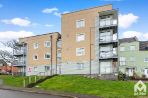 14, Ledbury Court, Cheltenham GL52 5FZ