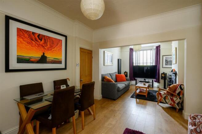 2 bed Terraced for sale Image 6