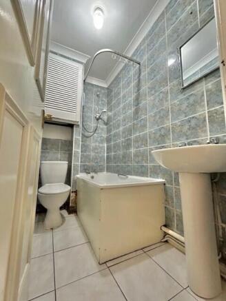 Photo 10