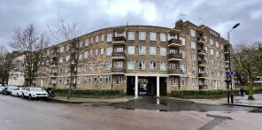 1, Fleming Court, St Mary's Square, London W2 1SE