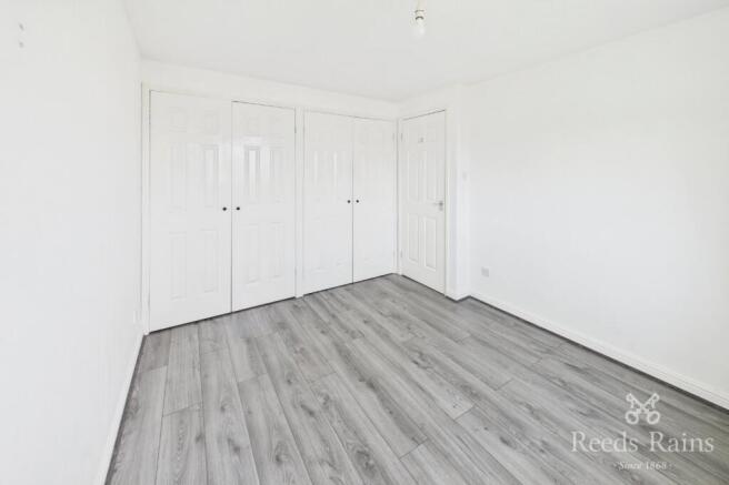 3 bed Semi-Detached for sale Image 9
