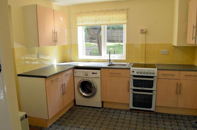 kitchen 2.jpg