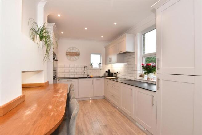 Kitchen/Breakfast Room