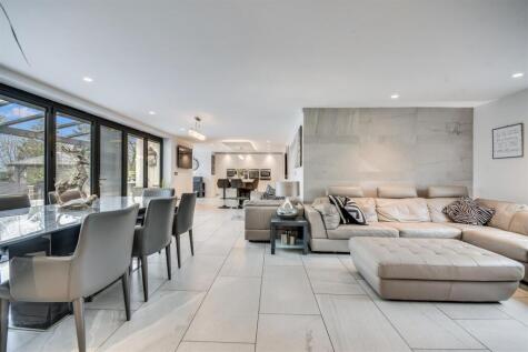 East Hanningfield Road, Sandon