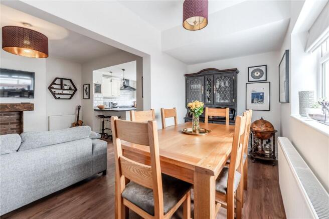 3 bed Semi-Detached for sale Image 7