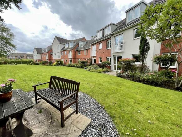 Holland Court (36).jpeg