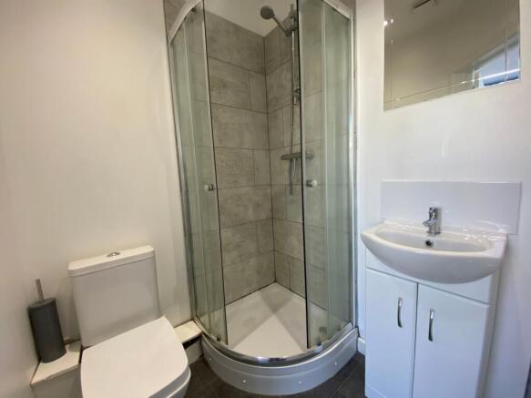 Bedroom 1 Ensuite