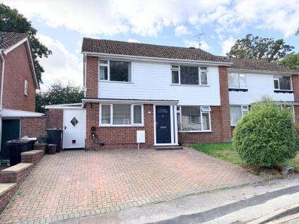 Deerleap Close, Hythe, Southampton, Hampshire, SO45