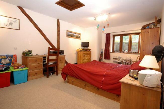 Photo 9
