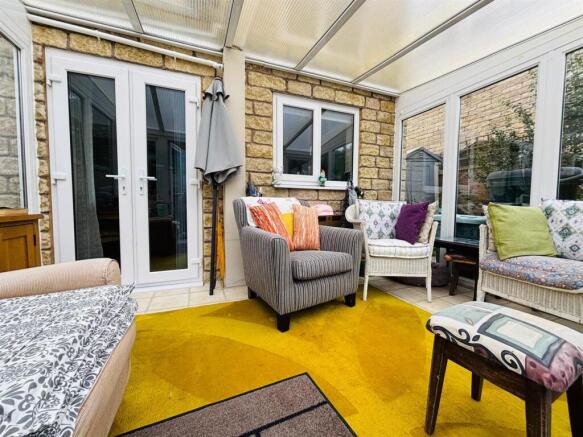 2 bed Semi-Detached for sale Image 7
