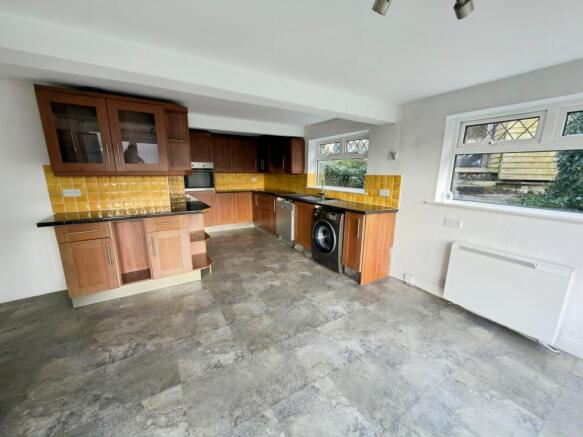 LLIDYCOED2 T202603251656.jpg