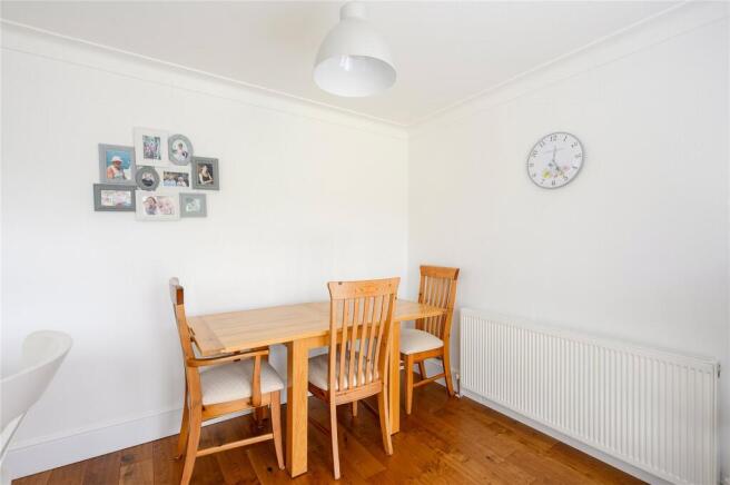 4 bed Semi-Detached for sale Image 6