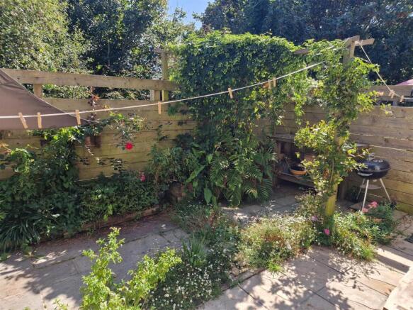 Garden 2.jpg